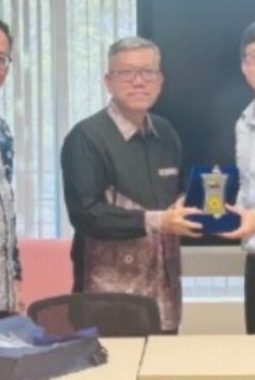 Perkuat Jejaring Global, FKIP UNSRI Jajaki Kolaborasi Strategis dengan NIE NTU Singapura