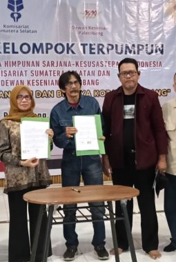 HISKI Sumsel dan Koalisi Masyarakat Puisi Resmi Jalin Kerja Sama Perkuat Literasi  dan Pelestarian Sastra Palembang