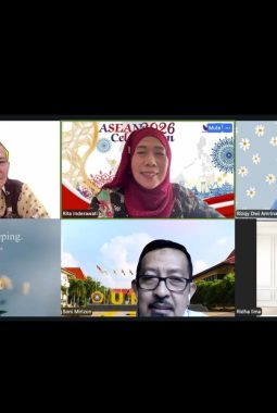 Tiga Mahasiswa Program Doktor Pendidikan FKIP UNSRI Bedah Persoalan Pendidikan Bahasa Inggris: Dari Literasi, Inovasi Pembelajaran hingga Literasi TIK