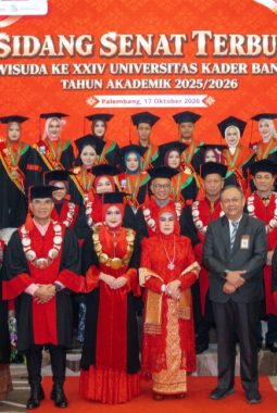 Gelar Wisuda XXIV, UKB Palembang Tegaskan Komitmen Tingkatkan Mutu Pendidikan dan Layanan
